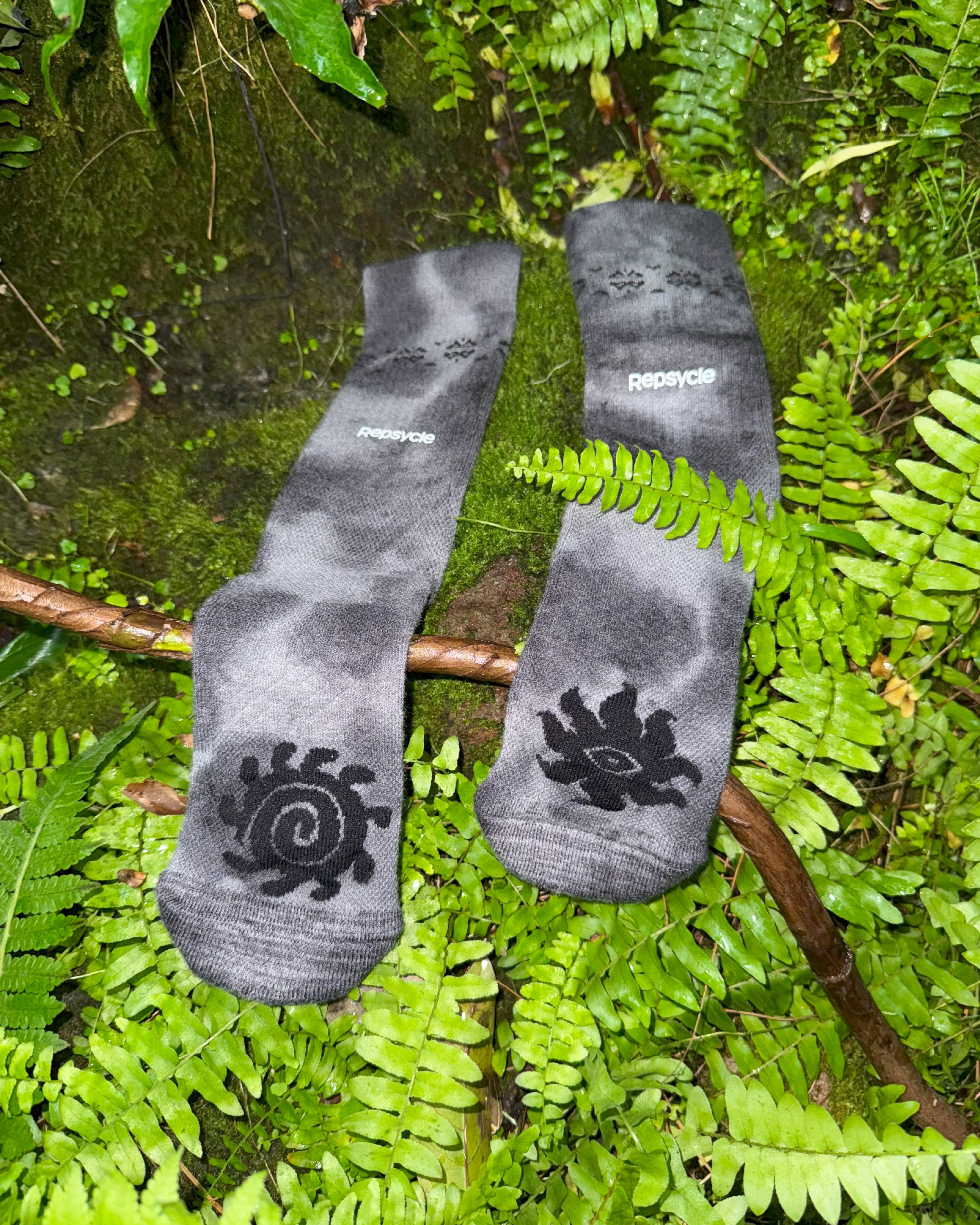 SURYA-SPANDOL® Merino socks