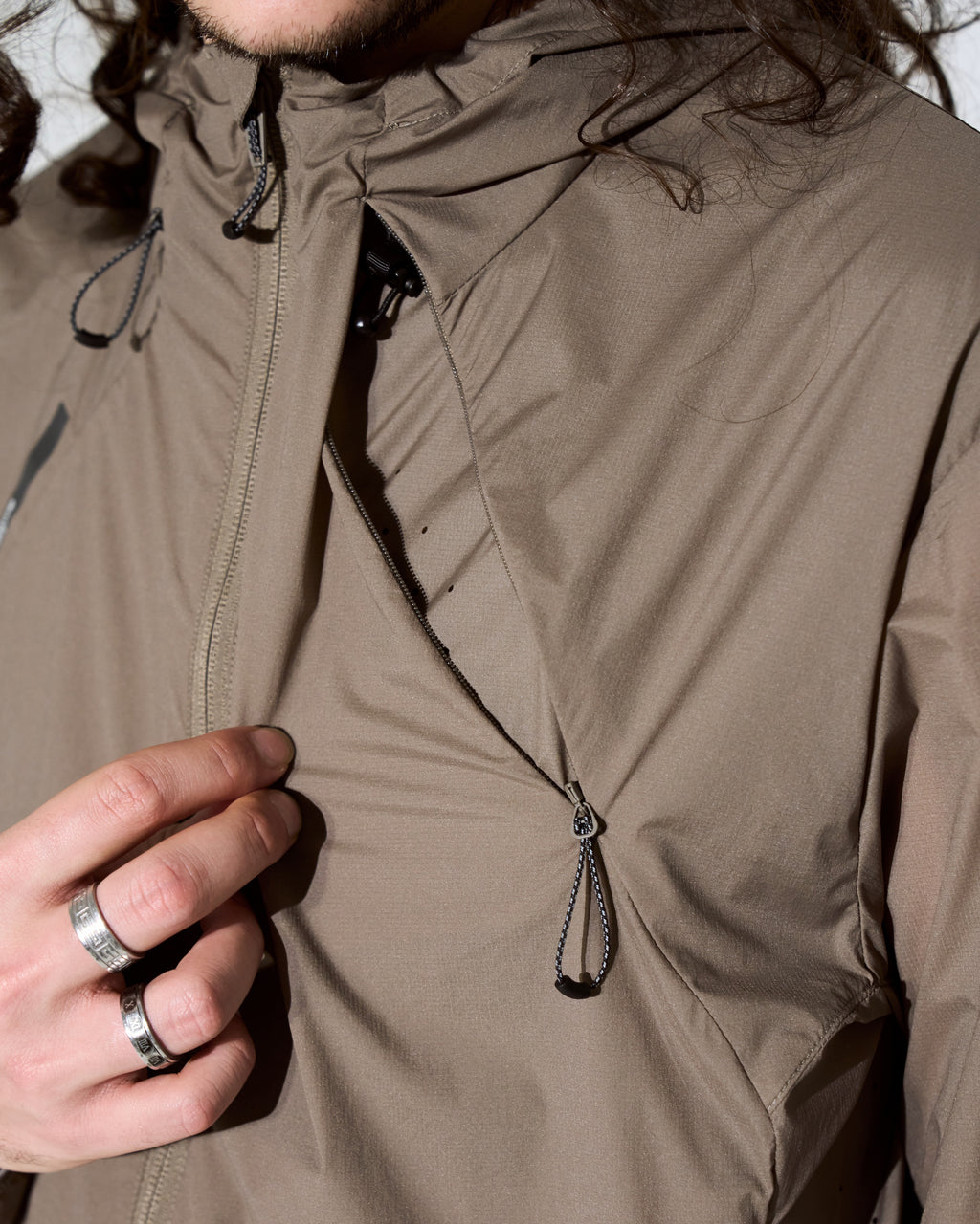 SATOR – VindLoom™ Dynamic Vented Windbreaker